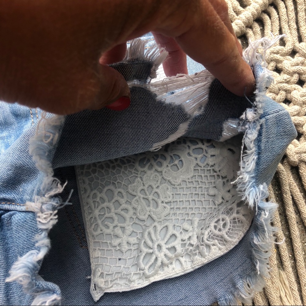 American Eagle Distressed Shorts Hi-Rise Shortie - Picture 5 of 9